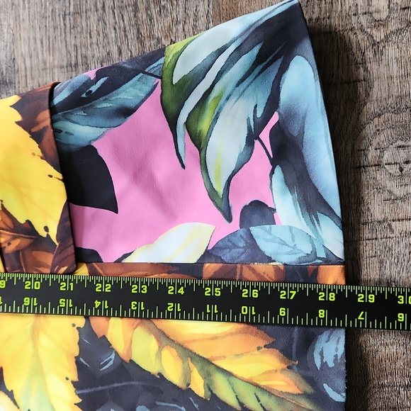 Fashion Nova LUXE 
Multicolor Floral Blazer & Suit Set - Picture 8 of 16